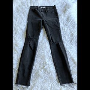 Madewell black distressed 9” high rise skinny raw hem jeans size 25 short